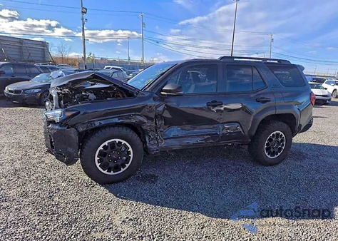 2025 Toyota 4Runner Limited z USA, uszkodzony, nr VIN JTEVB5BR8S5009474